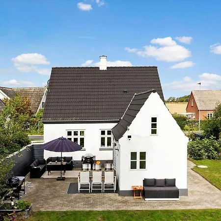Ll284-humble-ristingevej-91 * Hesselbjerg